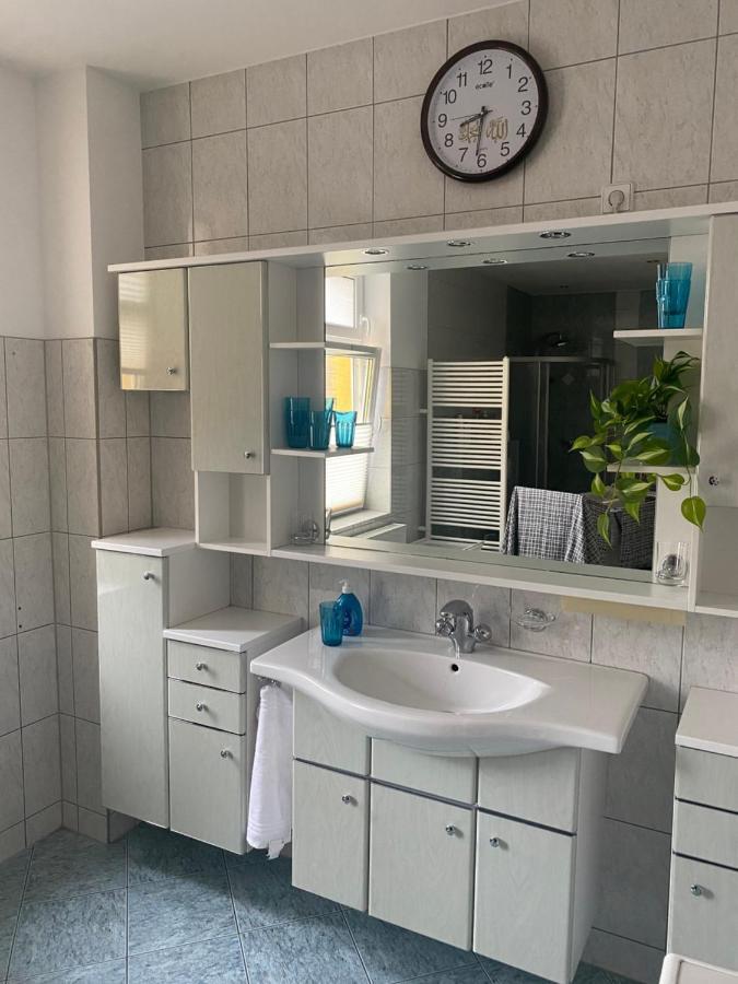 Ferienwohnung Mit Terrasse Ауэ Экстерьер фото