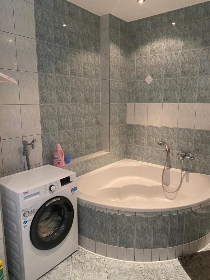 Ferienwohnung Mit Terrasse Ауэ Экстерьер фото